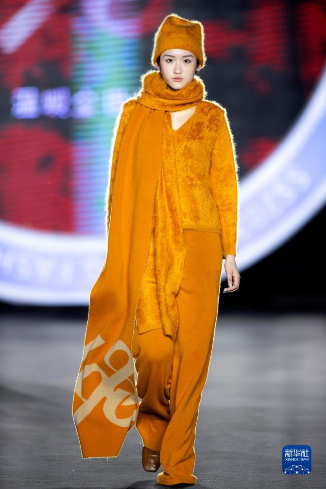冰球坏小子2
